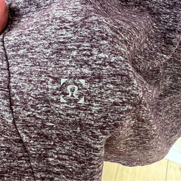 Lululemon Surge Warm 1/2 Zip Pullover Men’s Size Medium Heathered Black Cherry - Picture 9 of 14